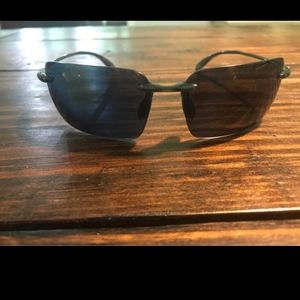 Excellent condition Costa Cayan AY50 Sunglasses